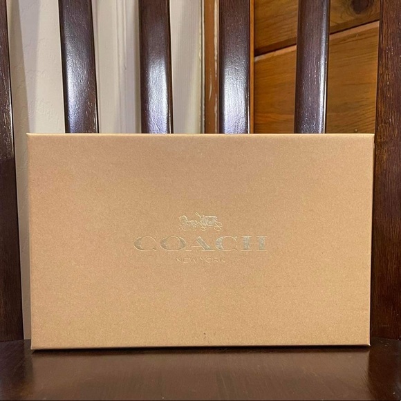 NWT COACH C7444 Boxed Dempsey Corner Zip Jacquard With Coach Patch Stripe - Picture 9 of 14